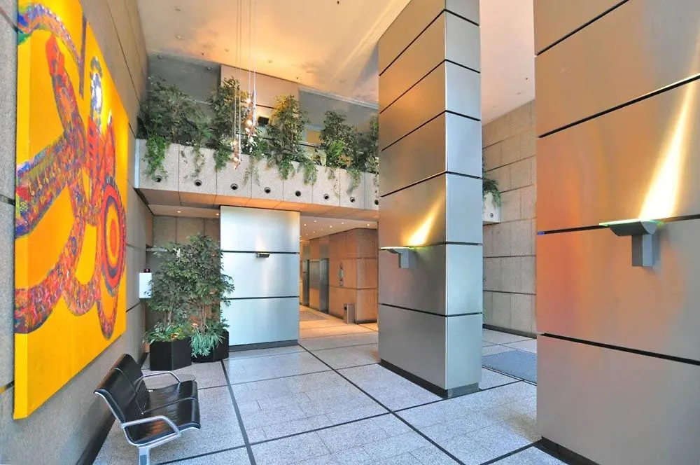 Axa Tower Apartment كولونيا 0*,  ألمانيا